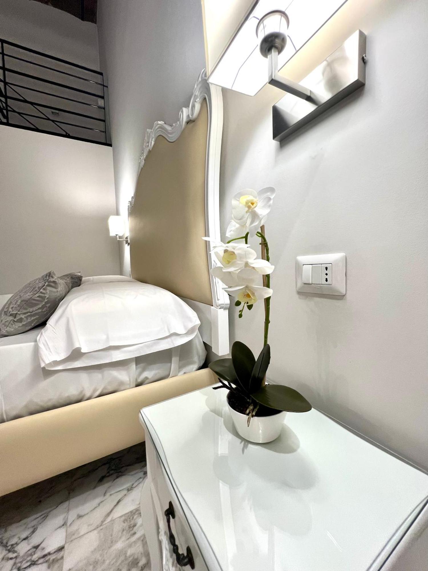 Miluar Luxury B&B - Vanvitelli Neapel Exterior foto